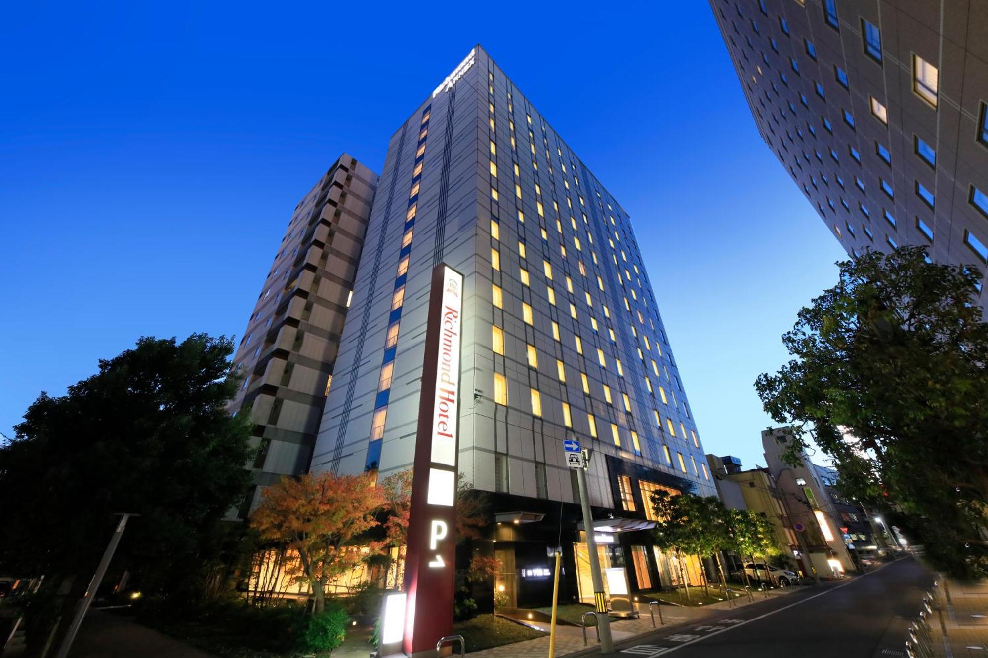 Richmond Hotel Utsunomiya-Ekimae Annex Buitenkant foto